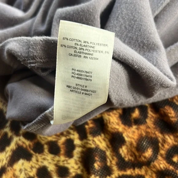 Aritzia Sunday best lavender long sleeve - Picture 4 of 4